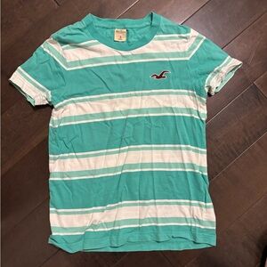 Hollister Men's Teal and White Striped Tee